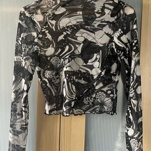 3/$30 Black and White Print Mesh Top